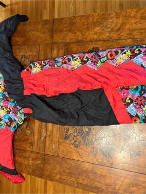 Vintage Colorblock Black & Red Women's Jacket with Multicolor Print